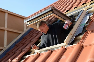 Pose de fenêtres de toit Velux à la Rosière